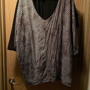 Shirt sleeve knit shirt